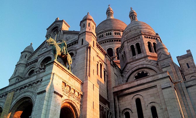 Sacré Coeur Cathedral architecture